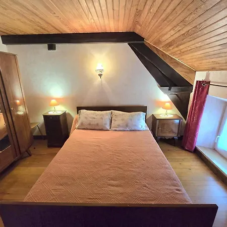 Maison Mitoyenne Avec Wifi, Proche Sarlat, Au Coeur De La Dordogne - Fr-1-616-22 *