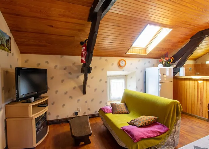 Maison Mitoyenne Avec Wifi, Proche Sarlat, Au Coeur De La Dordogne - Fr-1-616-22 度假居 Doissat